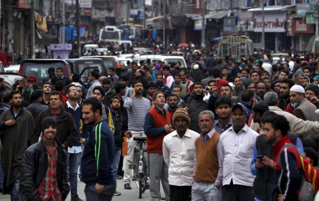 Число погибших в результате землетрясения в Южной Азии достигло 70 человек