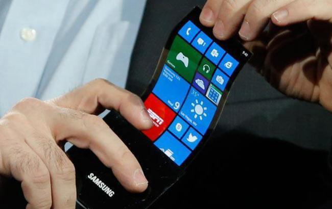 Samsung зареєстрував торгову марку для гнучкого смартфона