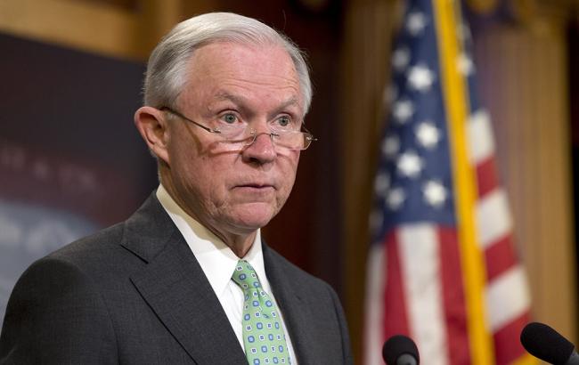 Генпрокурор США взяв самовідвід у справі про контакти штабу Трампа з РФ