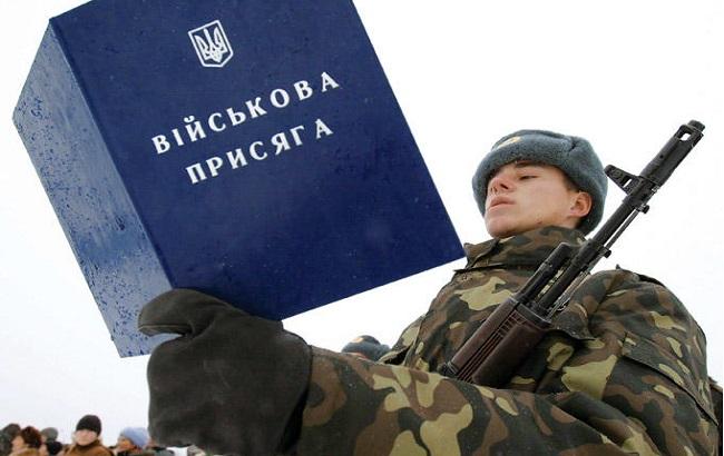 Кабмин определил матпомощь и компенсацию для военных