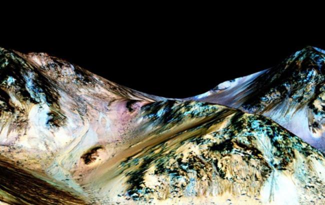 Пресс-конференция NASA: на Марсе обнаружена жидкая вода