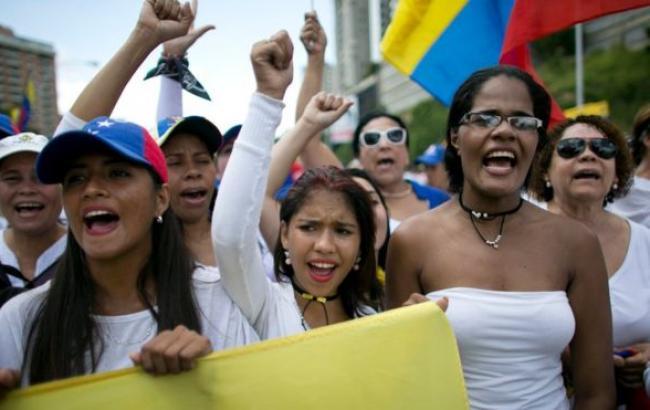 У Венесуелі затримано 30 осіб за участь у заворушеннях в ході акцій протесту
