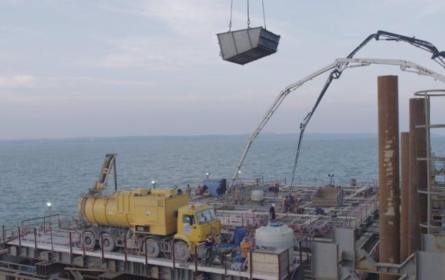 В России рассказали, как движется строительство моста в Крым