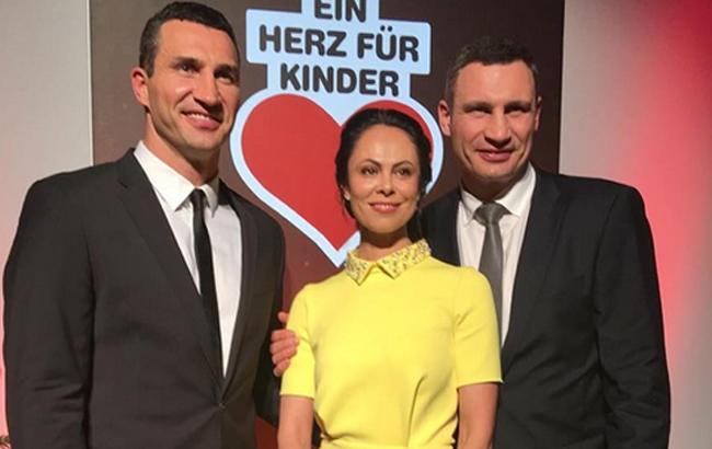 Стало известно, кто исполнит гимн Украины перед боем Кличко – Джошуа