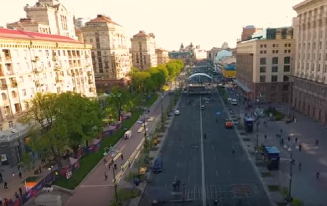 В сети появилось захватывающее видео фан-зоны Евровидения с высоты птичьего полета