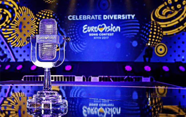 Главный приз Евровидения 2017 появился на сцене в Киеве