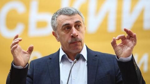 В лифте и на дверных ручках: Комаровский рассказал про подвиды коронавируса и дал советы