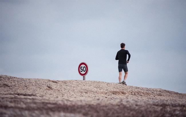 Под Киевом устроили масштабный забег в честь погибшего "киборга"
