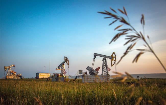 Нафта Brent торгується вище 51 долара за барель