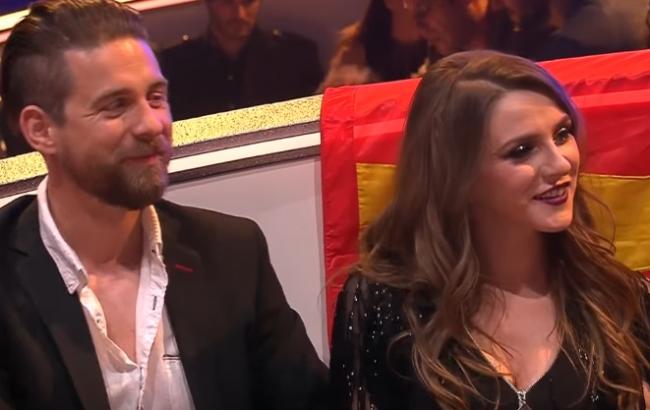 Беременная участница Евровидения получила предложение руки и сердца в прямом эфире