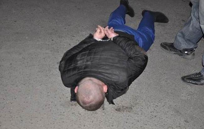 В Николаевской области  задержали на взятке следователя милиции