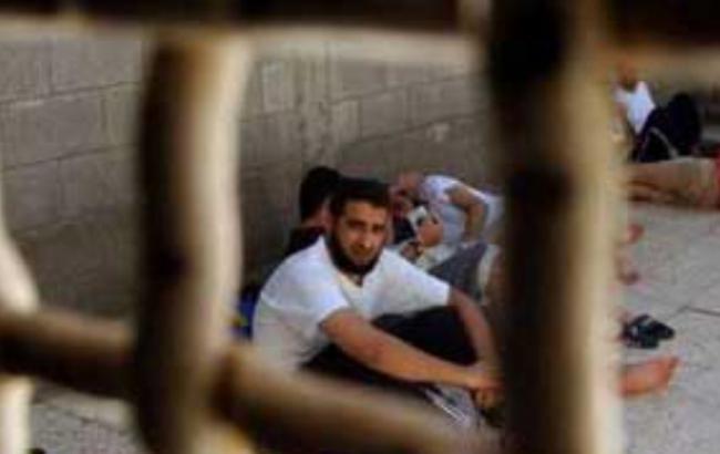 Еще 200 палестинских заключенных в Израиле объявили голодовку