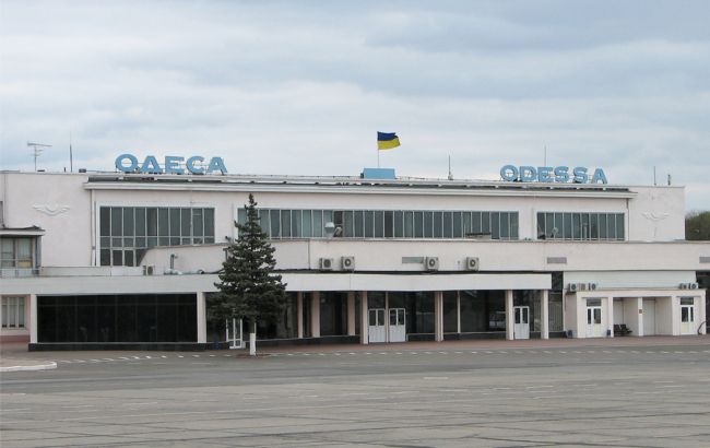 Проти директора аеропорту Одеси відкрили справу через фіктивне прибирання снігу на 2 млн гривень