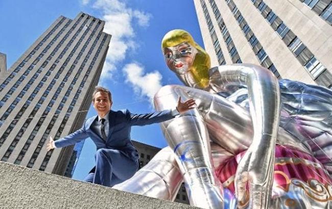 Автор скульптури балерини у Нью-Йорку зізнався у копіюванні  ідеї української художниці