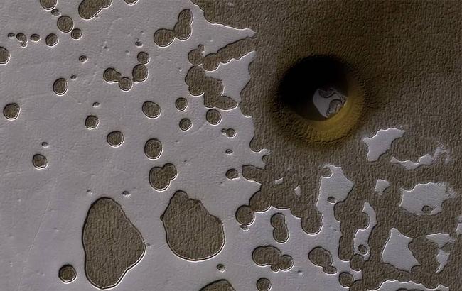 NASA опубликовало уникальный снимок Марса
