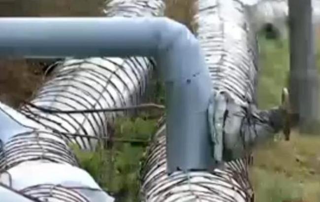 В Киеве около 500 домов остались без тепла и горячей воды