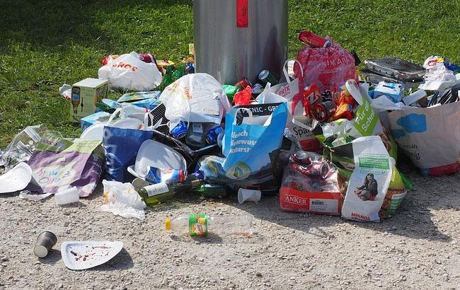 Сеть ужаснули заваленные мусором улицы в оккупированном Крыму