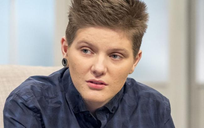 Трансгендер з Британії вперше народив дитину