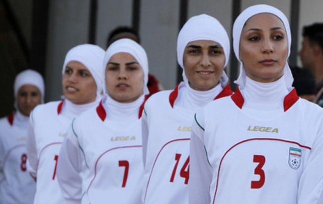 Вісім іранських футболісток виявилися чоловіками
