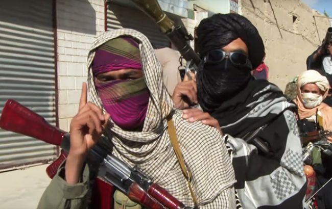 Боевики группировки "Талибан" отпустили 235 заложников