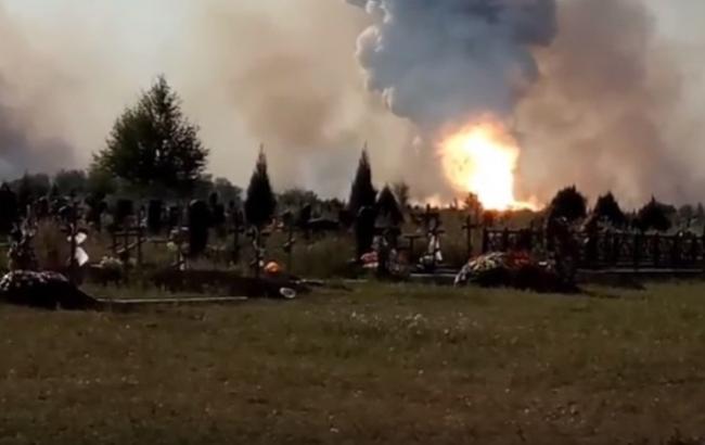 В мережі опублікували відео сильної пожежі на заводі в Донецьку