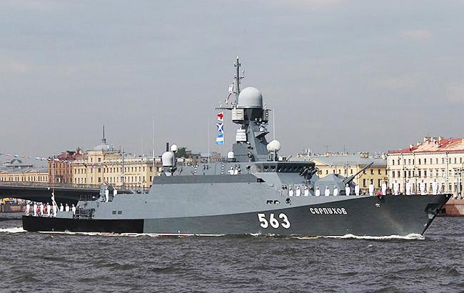 Військовий корабель РФ помічений поблизу кордону з Латвією