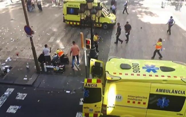 Теракты в Испании: полиция ищет одного из террористов во Франции