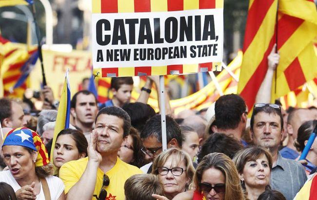 Лидер Каталонии обвинил короля Испании в "игнорировании"