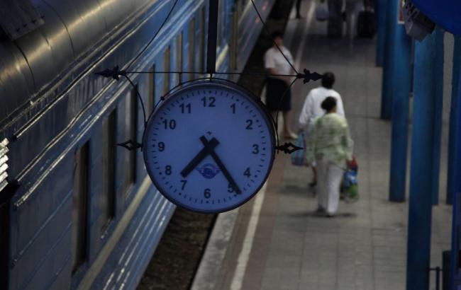 "Укрзалізниця" на період новорічних свят призначила 6 додаткових поїздів на західному напрямку