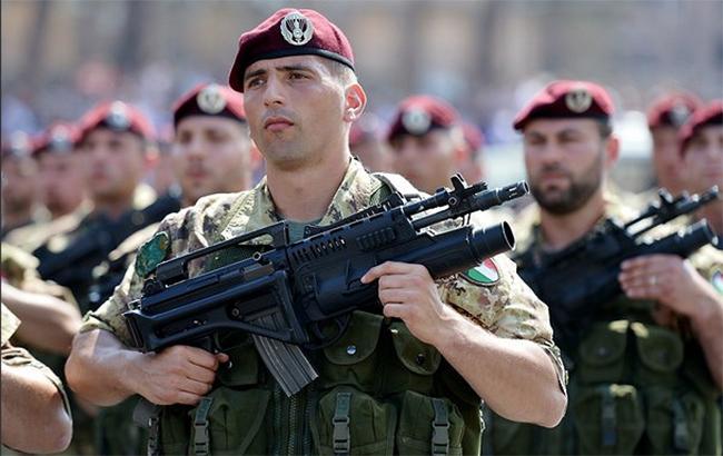 Українці почнуть одягати італійську армію