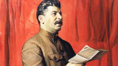 "Верните Сталина": в Крыму появились "советские" пионеры