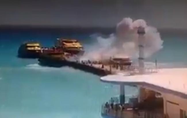 В Мексике при взрыве на пароме пострадало 25 человек