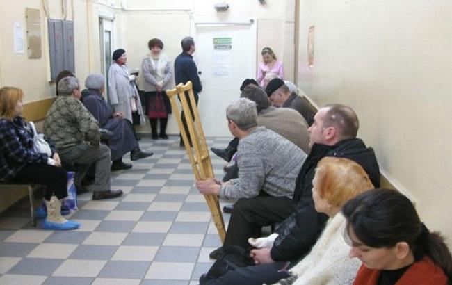 Соцсети поразило видео очереди в детской поликлинике в Крыму