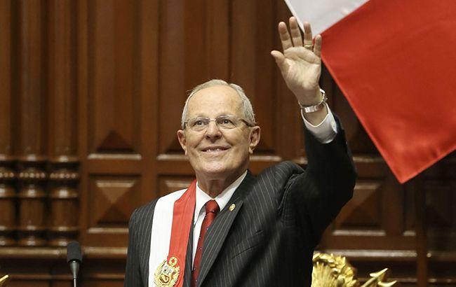 Президент Перу заявил об отставке