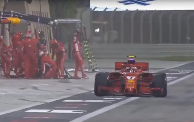 Гонщик Формули-1 зламав ногу механіку під час піт-стопа: з'явилося відео