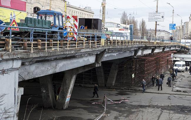 Началась реконструкция Шулявского путепровода