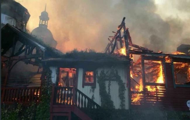 У Німеччині горить найбільший парк розваг