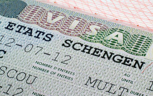 ЕС увеличит стоимость шенгенских виз
