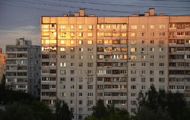 "Жлобство космічного масштабу": в мережі висміяли "ноу-хау" лавочку в київському дворі (фото)