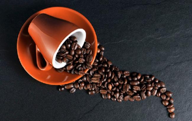 Вчені розвіяли міфи про зв'язок кави з схудненням