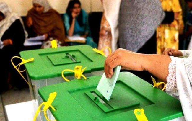 В Пакистане в результате взрыва на избирательном участке погибли 25 человек