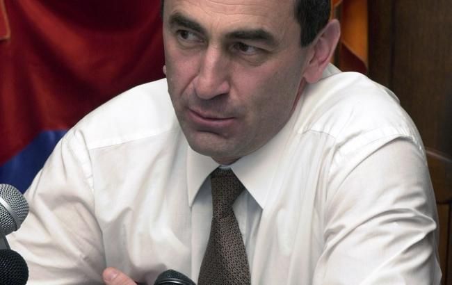 В Армении возобновился суд над экс-президентом Кочаряном