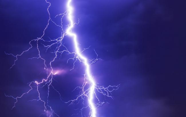 В Винницкой области из-за удара молнии погибли мужчины