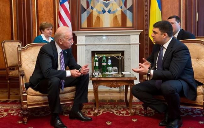 Гройсман: Україні необхідно завершити Конституційну реформу