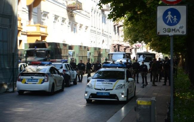 "Марш равенства" в Одессе: для создания порядка привлекли 800 правоохранителей (видео)