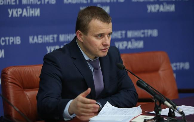 Яценюк считает Демчишина ответственным за сложности с подключениями к электросетям ДТЭК