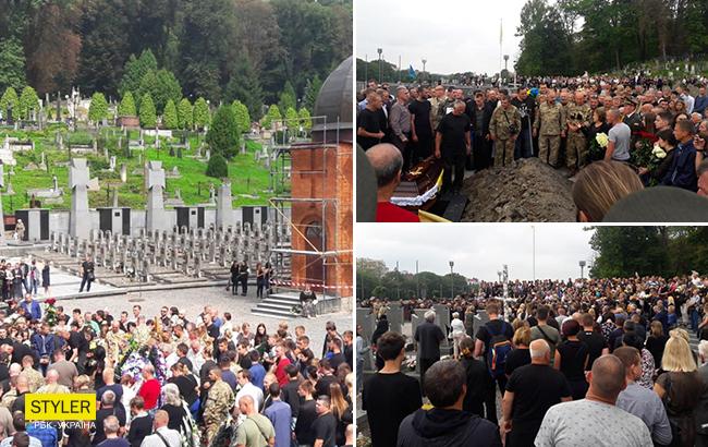 "Похоронить как викинга": во Львове группа неизвестных пыталась сорвать похороны 21-летнего бойца