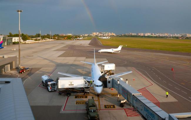 В аеропорту "Київ" розказали, куди пасажири найчастіше літали влітку