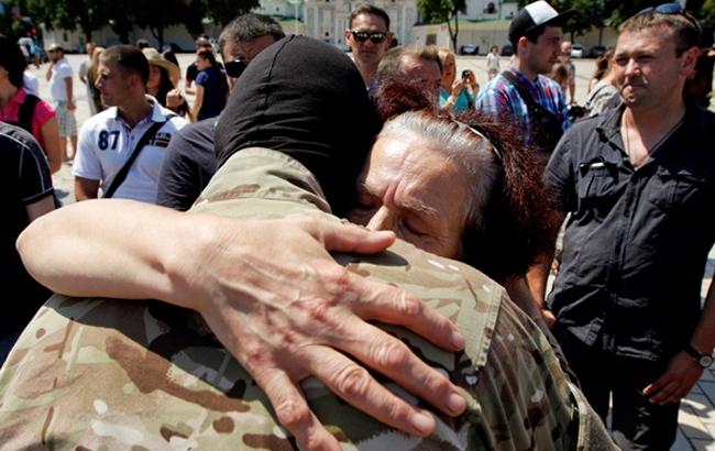 "Пока мы здесь, спите спокойно!": украинские десантники записали поздравления мамам на передовой