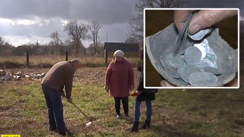 В Житомирской области пенсионеры нашли на своем огороде клад
